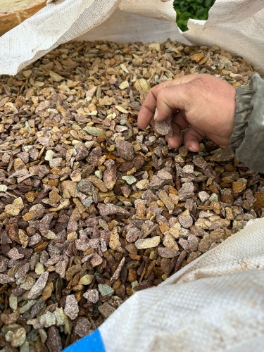 Златолит персиковый декоративная каменная крошка купить в Ивантеевке