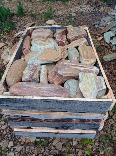 Златолит жёлтый, жёлто-зелёный глыбки и валуны для ланшафтного дизайна купить в Ивантеевке