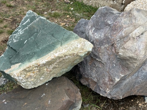 Камни для ландшафтного дизайна зелёные 10-60 килограмм купить в Ивантеевке