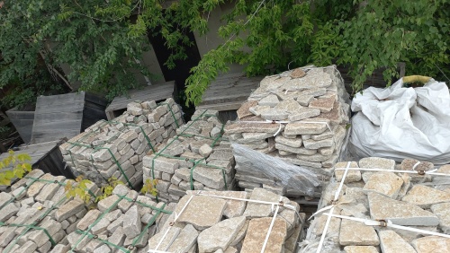 Гранитный плитняк галтованный для парковки купить в Ивантеевке