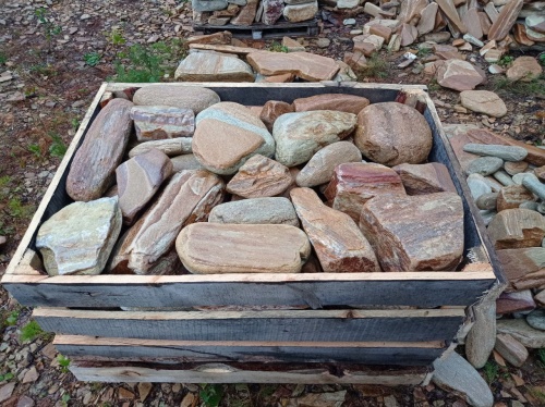 Златолит жёлтый, жёлто-зелёный глыбки и валуны для ланшафтного дизайна купить в Ивантеевке