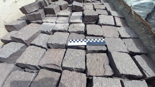 Лемезит колотая брусчатка 10 * 10 см. для парковки купить в Ивантеевке